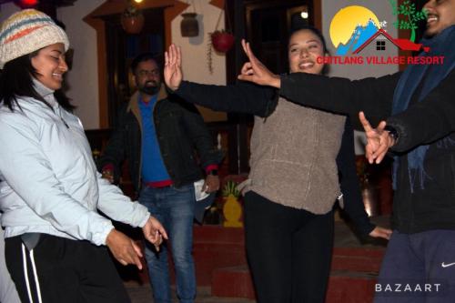 chetlang-village-resort-dance4