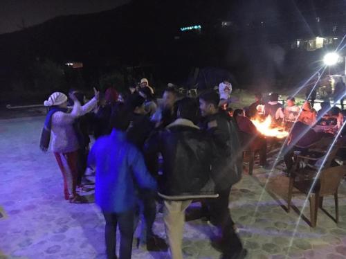 chetlang-village-resort-dance6